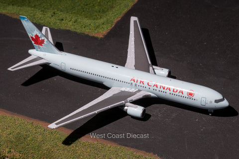 JC Wings Air Canada Boeing 767-300ER “Toothpaste” C-FTCA