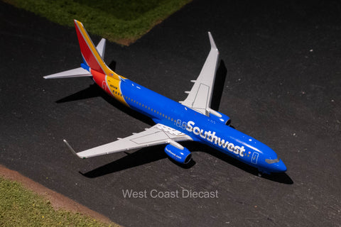 *RESTOCK* July Release Southwest Airlines 737-800/w "Heart Livery/Blended” N8541W