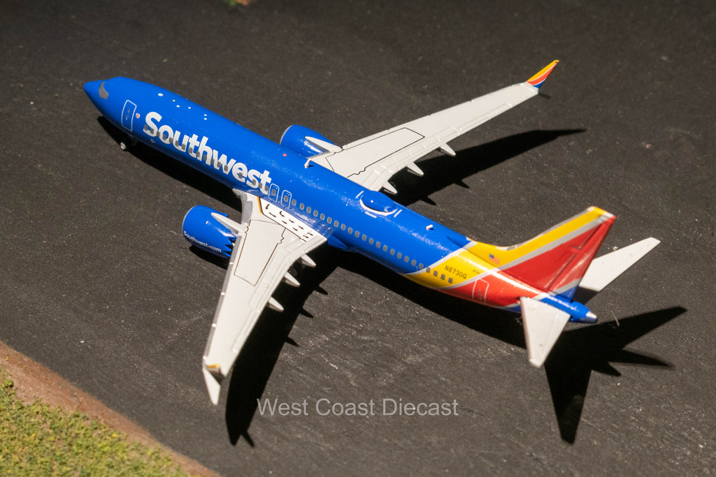 Gemini Jets Southwest Airlines Boeing 737 MAX 8 “Heart Livery” N873OQ -  Damaged