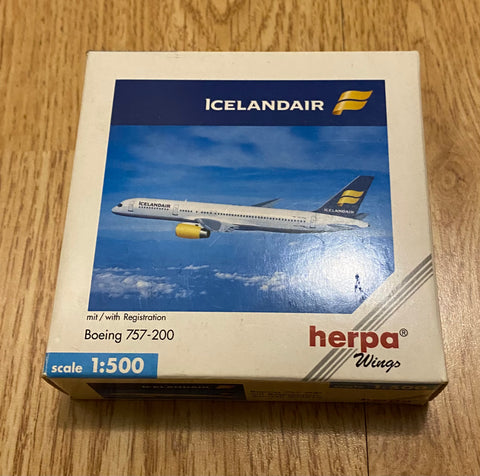 Herpa Icelandair Boeing 757-200 "Old Livery" TF-FIN - 1/500